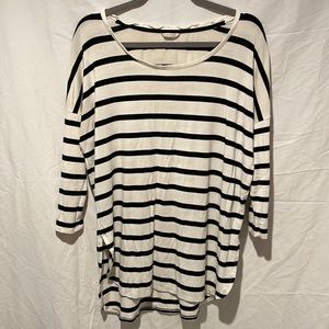 Club Monaco Oversized striped 3/4 sleeve, long top